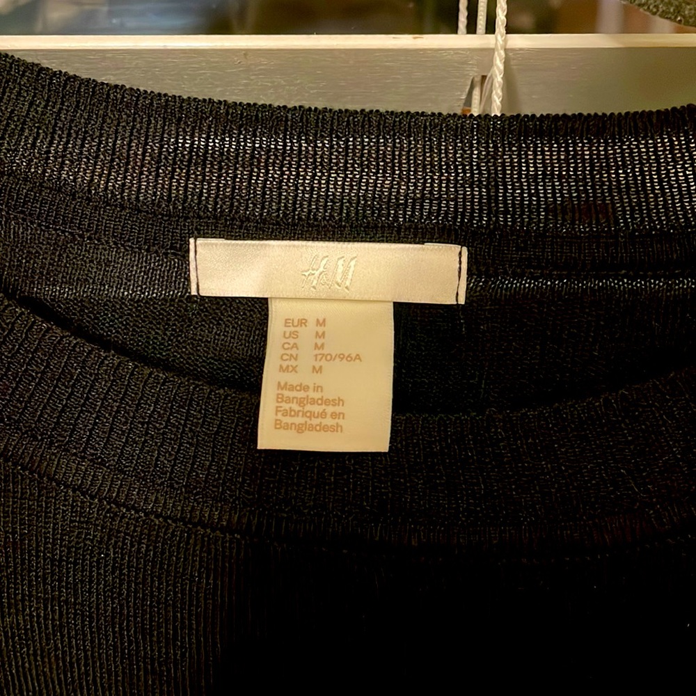H&M Black Sweater